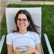 studentessa di economia che ha conseguito il diploma liceale francese